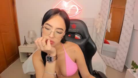    online show from February 10, 12:39 pm