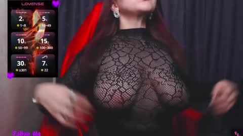 Snapshot of mia_joy8 chatting on October 19, 5:59 pm MiaJoy online show from October 19, 5:59 pm