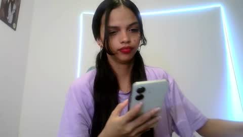 Snapshot of mia_lucy_21 chatting on October 6, 7:07 pm mia lucy 21 online show from October 6, 7:07 pm