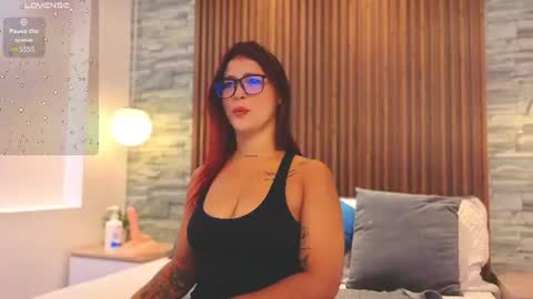Mia Milf online show from July 17, 11:47 am