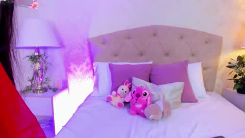 mia montess online show from March 2, 1:07 pm