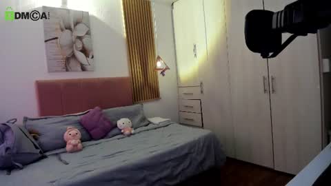 Mia Nevaeh - follow me online show from June 16, 7:59 pm