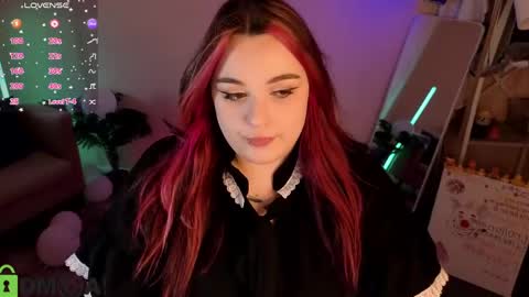 Mia online show from June 4, 1:44 am