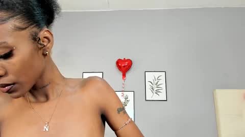 Snapshot of mia_rissi chatting on March 8, 2:16 pm Mia online show from March 8, 2:16 pm