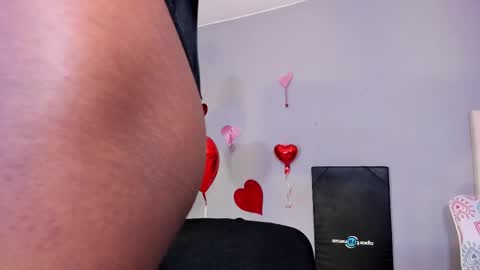Snapshot of mia_rissi chatting on February 27, 2:32 pm Mia online show from February 27, 2:32 pm