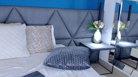 MIA  online show from November 24, 5:42 am