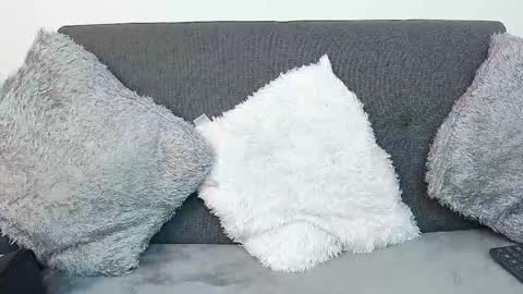 Snapshot of mia_roux13 chatting on September 27, 7:54 pm Mia Roux online show from September 27, 7:54 pm