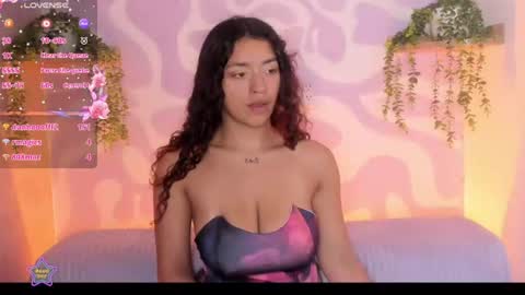 Mia . online show from July 25, 12:45 pm