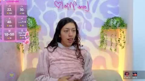 Mia . online show from June 11, 12:46 pm