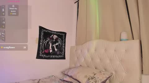 Snapshot of mia_sky_1 chatting on September 28, 1:56 am Mia Sky online show from September 28, 1:56 am
