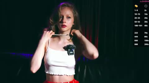 Snapshot of mia_vebes chatting on October 3, 3:28 pm Mia online show from October 3, 3:28 pm