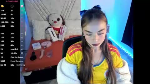 Mia Victoria online show from July 21, 2:23 am