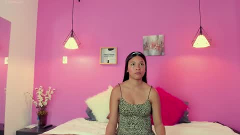 Mia Coleman online show from November 3, 3:38 pm