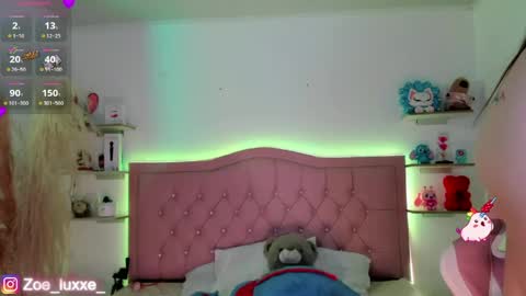 Mia online show from May 8, 12:14 am