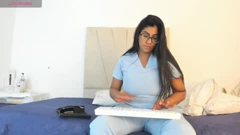 Snapshot of miaa_khaliffa_ chatting on September 30, 12:44 pm Mia online show from September 30, 12:44 pm