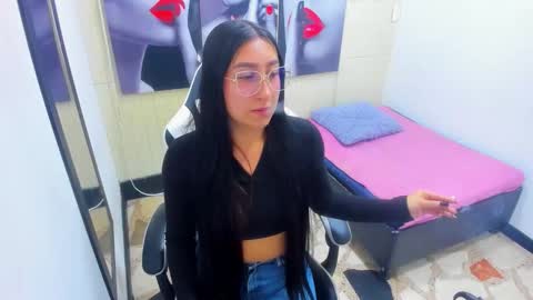       online show from November 11, 3:31 pm