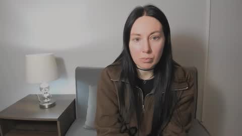 Mia online show from February 13, 4:08 pm