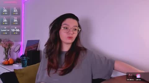 mia online show from January 6, 11:03 am