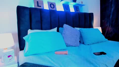 MIA online show from January 19, 3:08 am