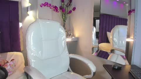 Mia Camille online show from July 2, 6:47 pm