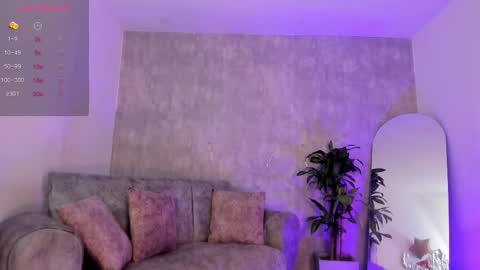 miacooper online show from November 17, 12:17 pm