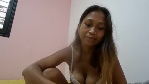 miah_land online show from March 7, 10:55 am