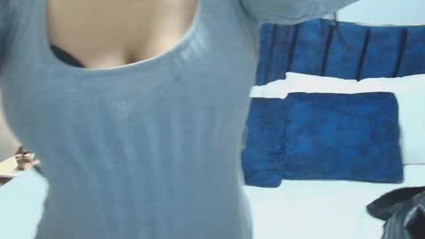Snapshot of miahotmez chatting on September 23, 11:41 am MIA HOTMEZ online show from September 23, 11:41 am