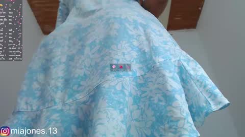 Snapshot of miajones13 chatting on March 6, 7:43 pm Mia Jones online show from March 6, 7:43 pm