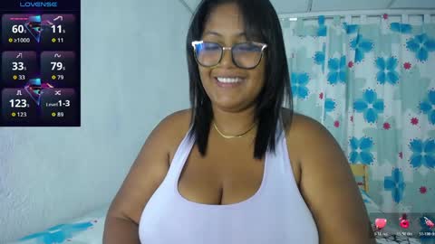 miajoseph_ online show from April 12, 3:42 am