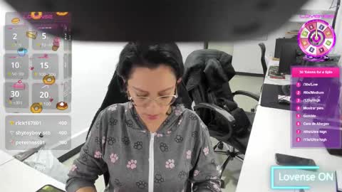 Mia  online show from January 17, 5:59 am