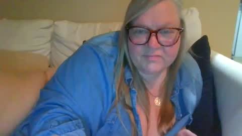 Miamarie555 online show from February 11, 3:52 am