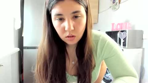 MiaMarrone online show from May 17, 1:43 pm