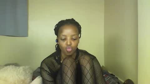 Muffin online show from December 13, 10:05 pm