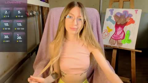 MiaMoon online show from May 13, 6:52 am