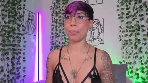 Mia Morgann online show from June 11, 4:04 pm