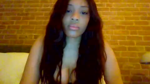 MiaMuffn online show from October 28, 12:38 am