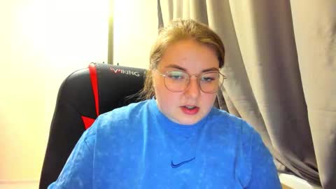 Snapshot of miapisa chatting on October 16, 3:03 pm miapisa online show from October 16, 3:03 pm