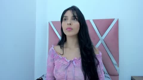 Snapshot of miaquevedo chatting on September 29, 11:59 am Mia Quevedo online show from September 29, 11:59 am