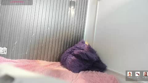 miasalazar9 online show from April 28, 2:27 am