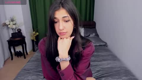 Snapshot of miasilk chatting on March 3, 9:16 am Miayna Silk online show from March 3, 9:16 am