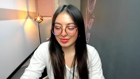 M I A W I L S online show from February 4, 7:44 pm