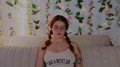 Snapshot of miawinxxx848 chatting on October 7, 8:24 pm Mia Winx online show from October 7, 8:24 pm