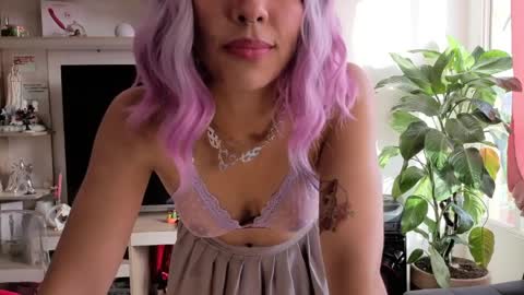 Michelle online show from April 9, 9:42 pm