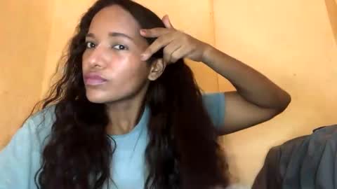 Anne Michelle online show from December 9, 6:25 pm