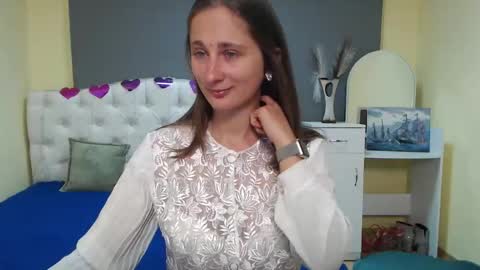 Snapshot of michellee11 chatting on October 8, 11:36 am Michel online show from October 8, 11:36 am