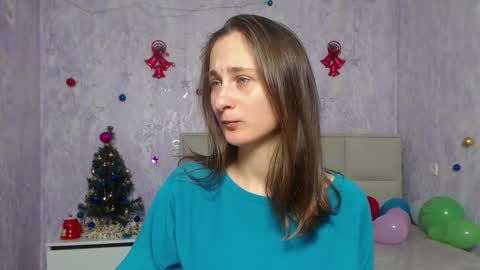 Snapshot of michellee11 chatting on January 12, 12:12 pm Michel online show from January 12, 12:12 pm