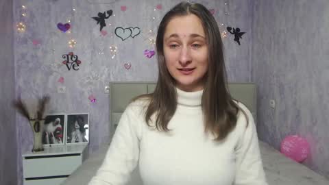 Snapshot of michellee11 chatting on February 7, 12:17 pm Michel online show from February 7, 12:17 pm