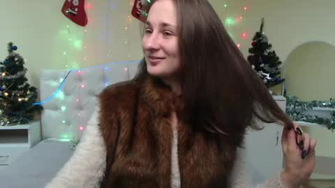 Snapshot of michellee11 chatting on December 16, 12:16 pm Michel online show from December 16, 12:16 pm