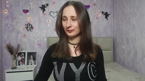 Snapshot of michellee11 chatting on February 5, 12:06 pm Michel online show from February 5, 12:06 pm