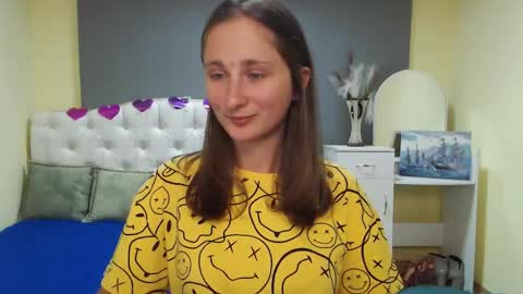 Snapshot of michellee11 chatting on September 17, 12:25 pm Michel online show from September 17, 12:25 pm